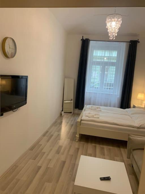 פראג Helen Homestay Vysehrad מראה חיצוני תמונה