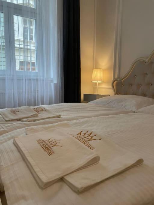 פראג Helen Homestay Vysehrad מראה חיצוני תמונה