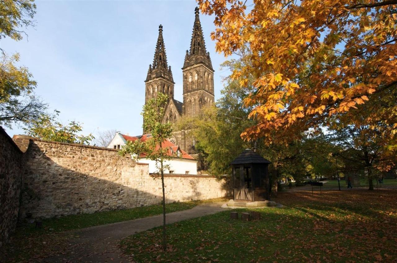 פראג Helen Homestay Vysehrad מראה חיצוני תמונה